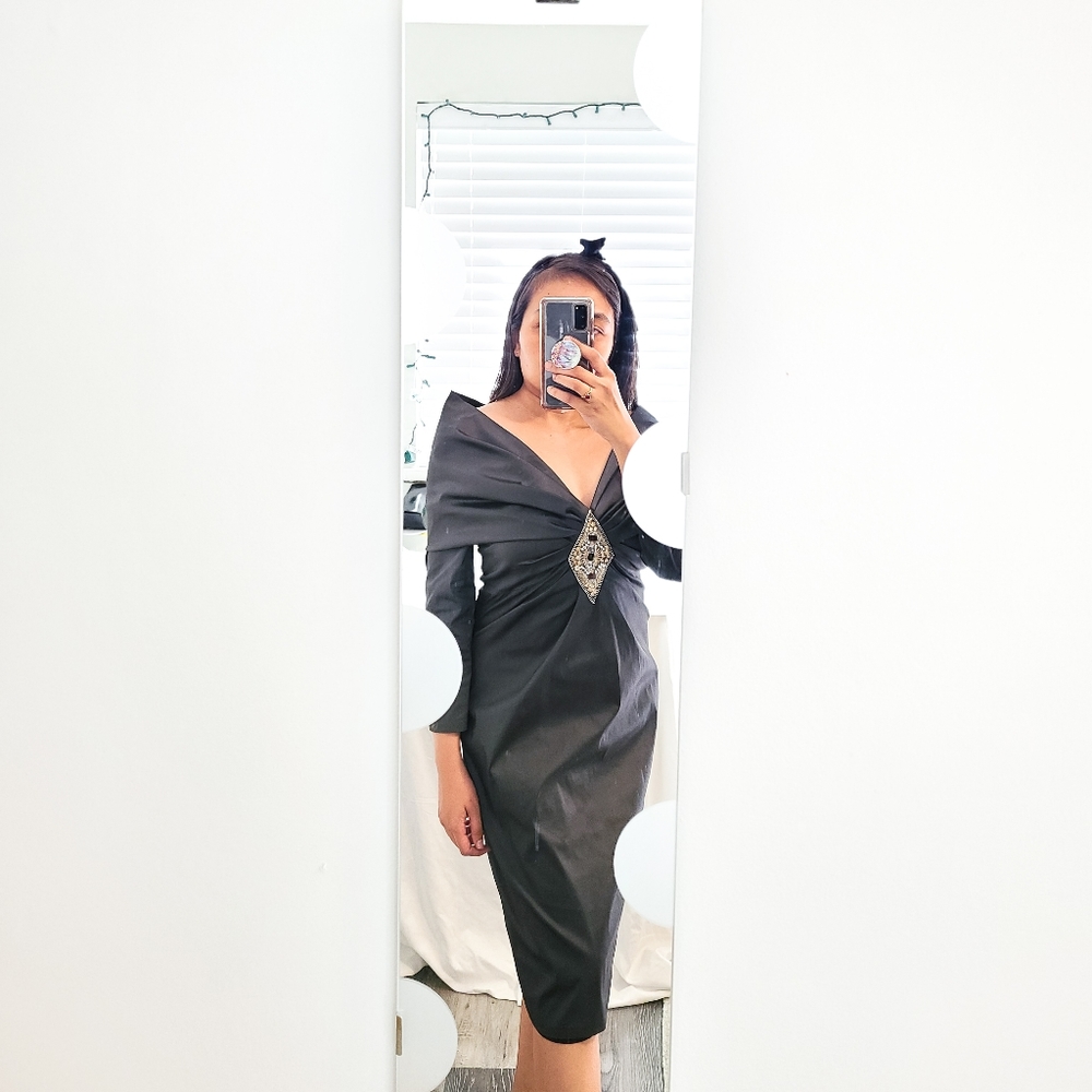 TALBOT RUNHOF Off-Shoulder Cocktail Dress Gray 12